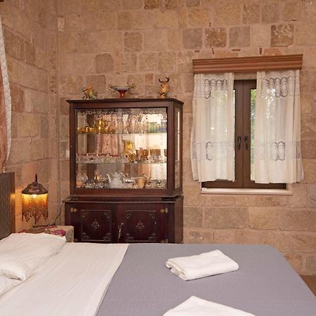 Arionos Rooms - Old Town Rhodes City エクステリア 写真