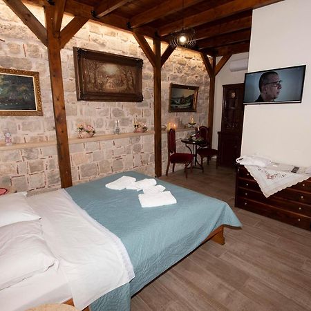 Arionos Rooms - Old Town Rhodes City エクステリア 写真
