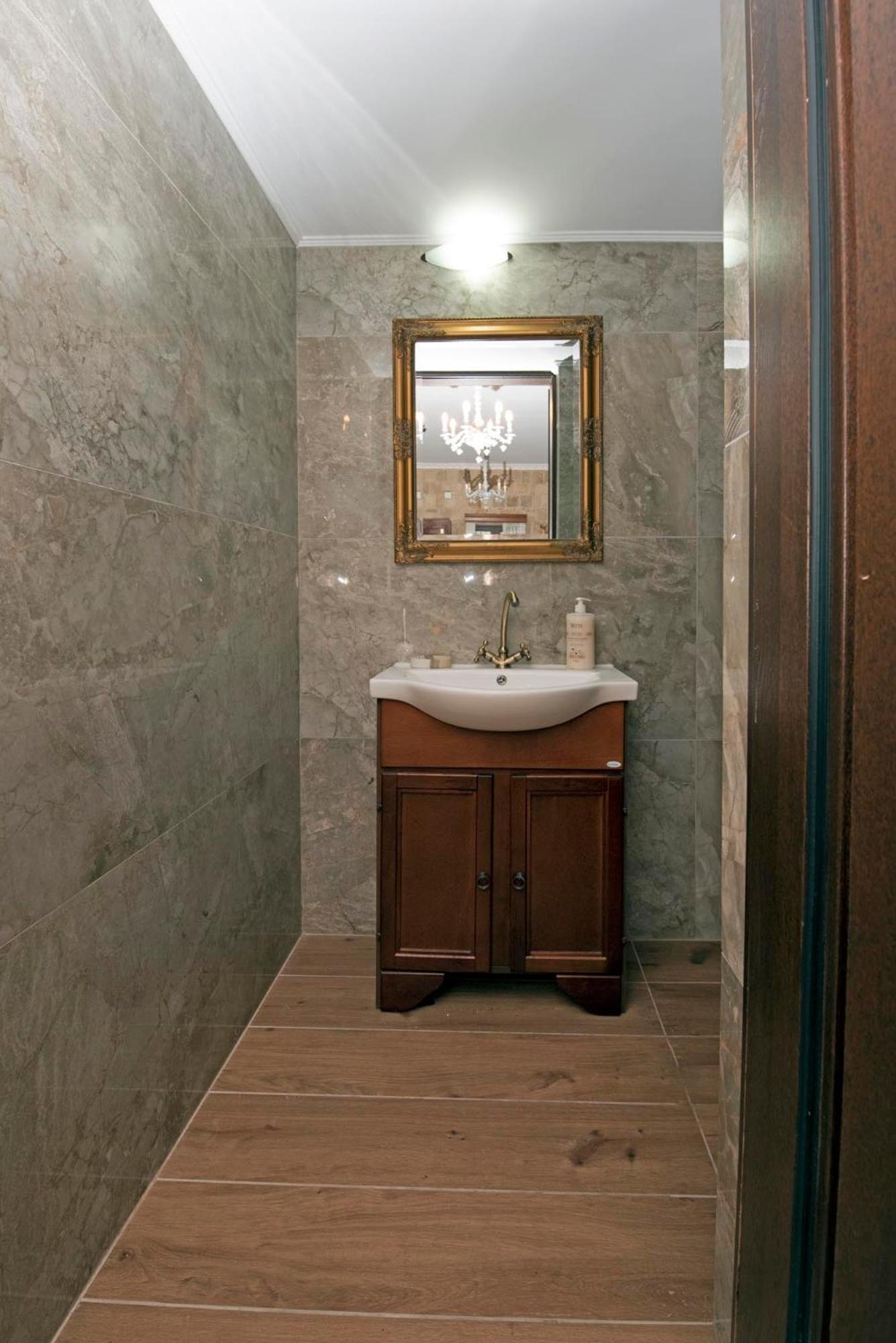 Arionos Rooms - Old Town Rhodes City エクステリア 写真