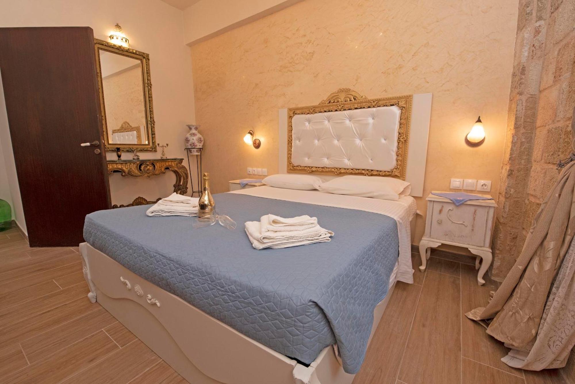 Arionos Rooms - Old Town Rhodes City エクステリア 写真