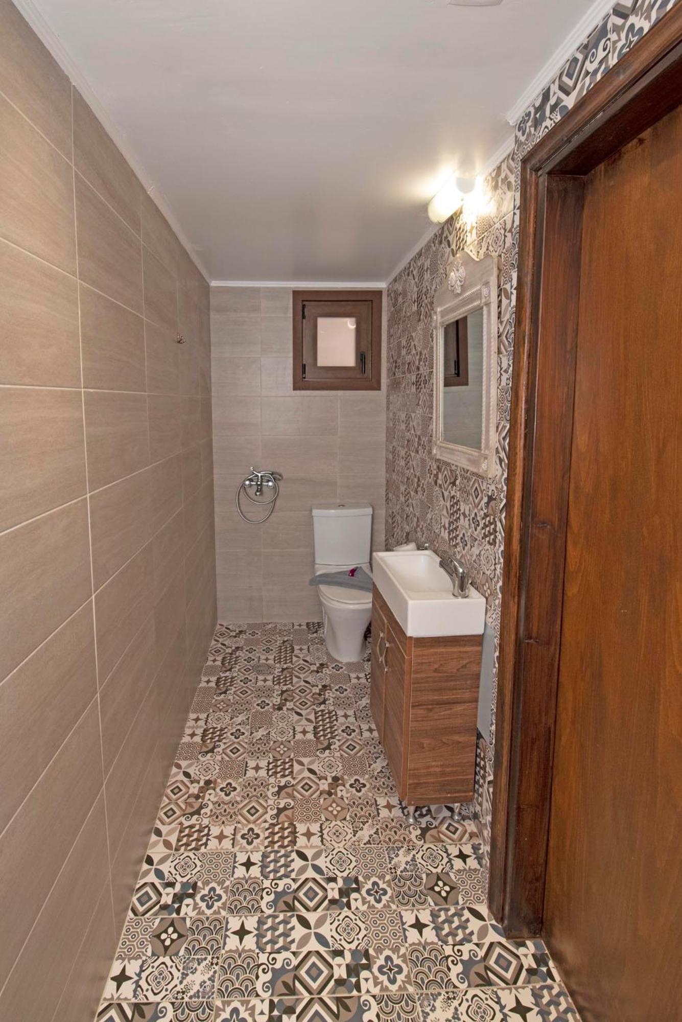 Arionos Rooms - Old Town Rhodes City エクステリア 写真