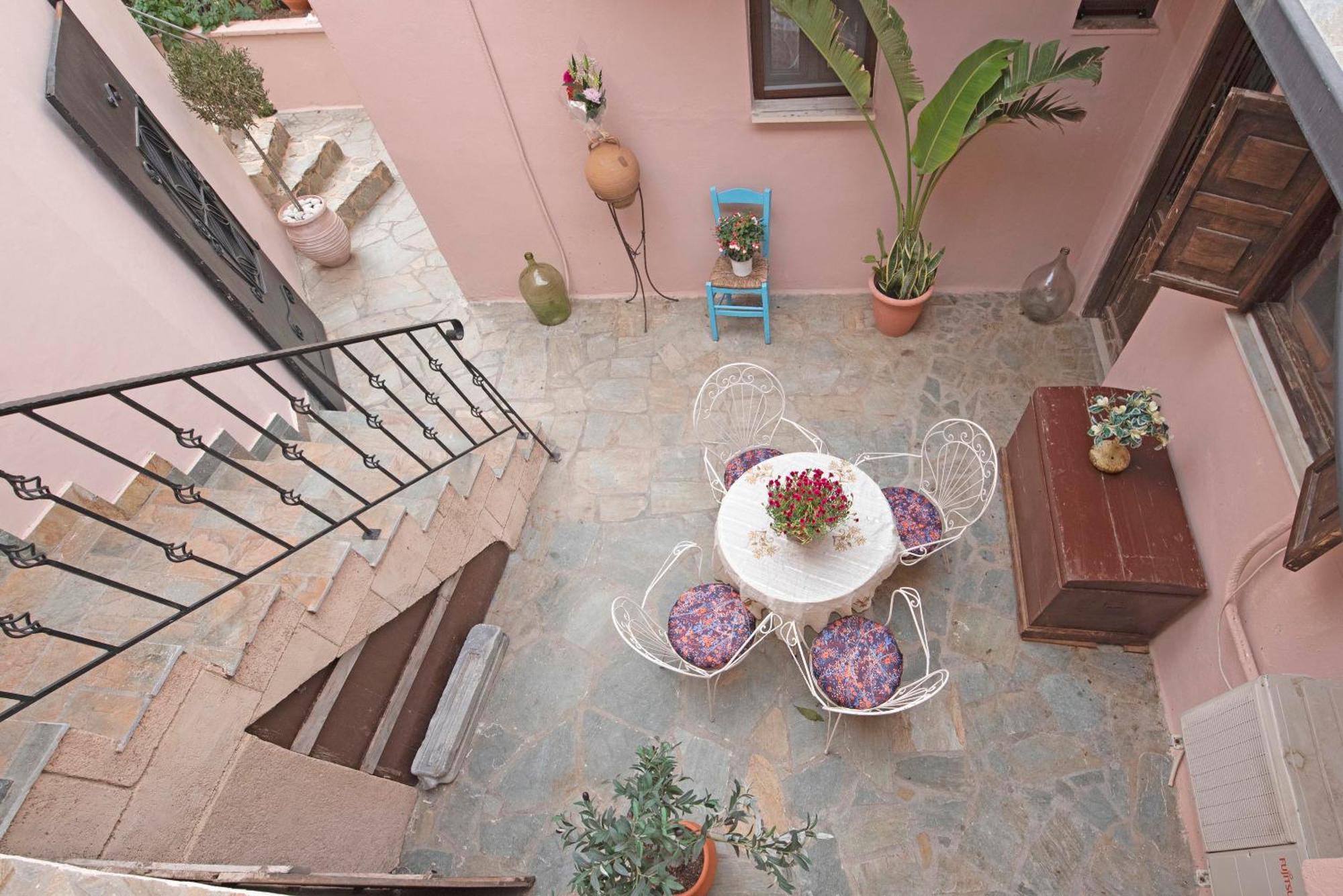 Arionos Rooms - Old Town Rhodes City エクステリア 写真